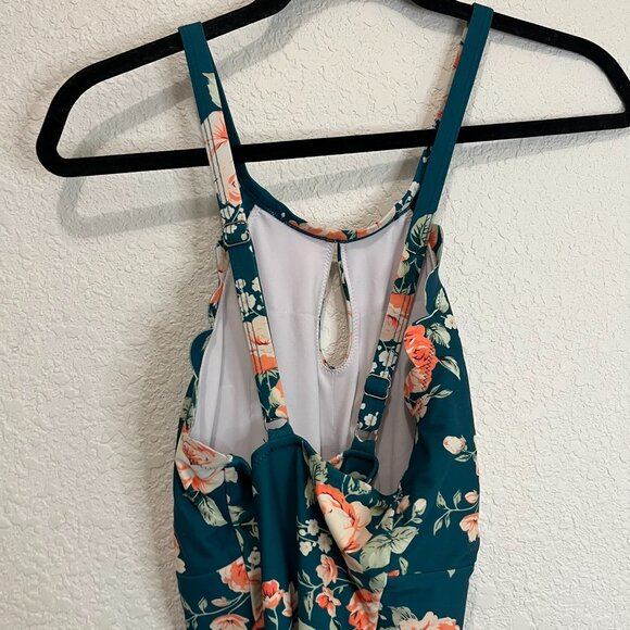 Cupshe Green Pink Floral Criss Cross Back One Piece Swimsuit Womens Size M - Picture 7 of 12